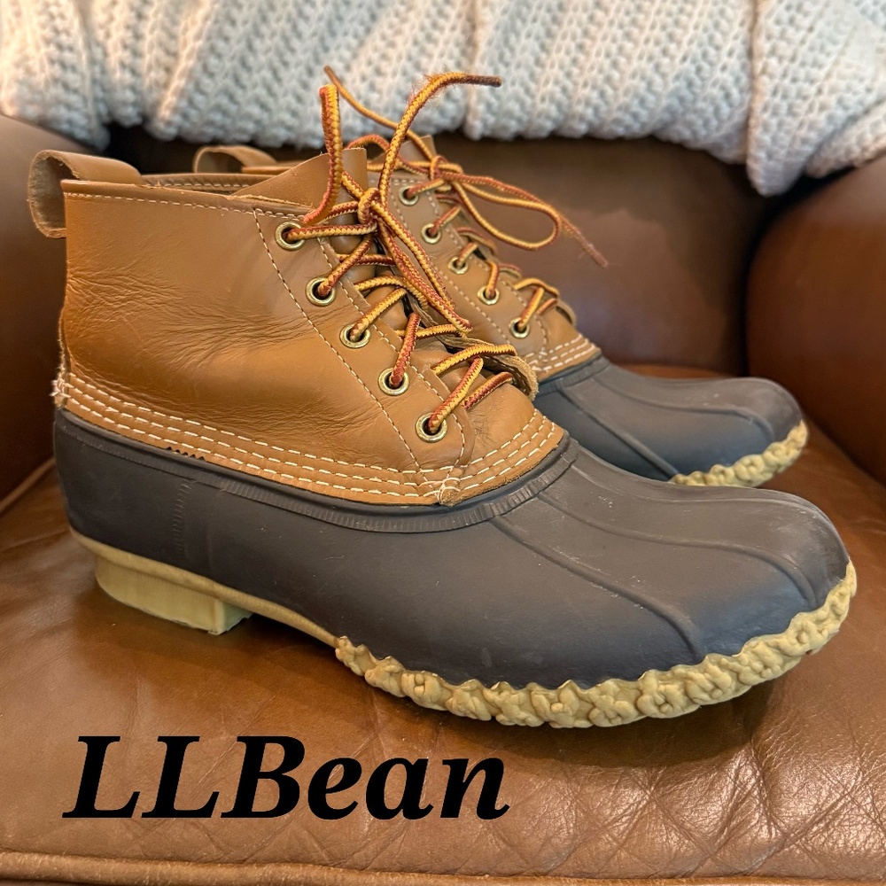BEAN Boots Women’s 10 or Men’s 8